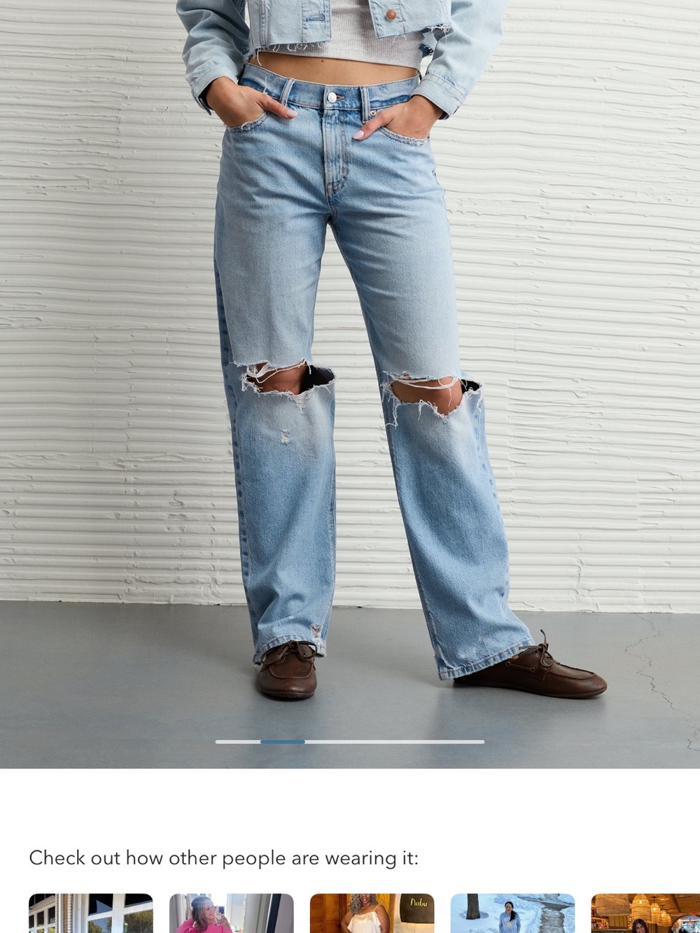 American Eagle Outfitters Light Blue Distressed Relaxed Jeans